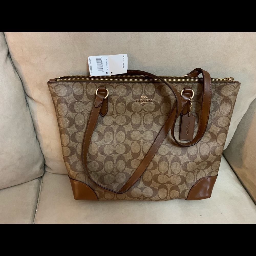 Zip Tote